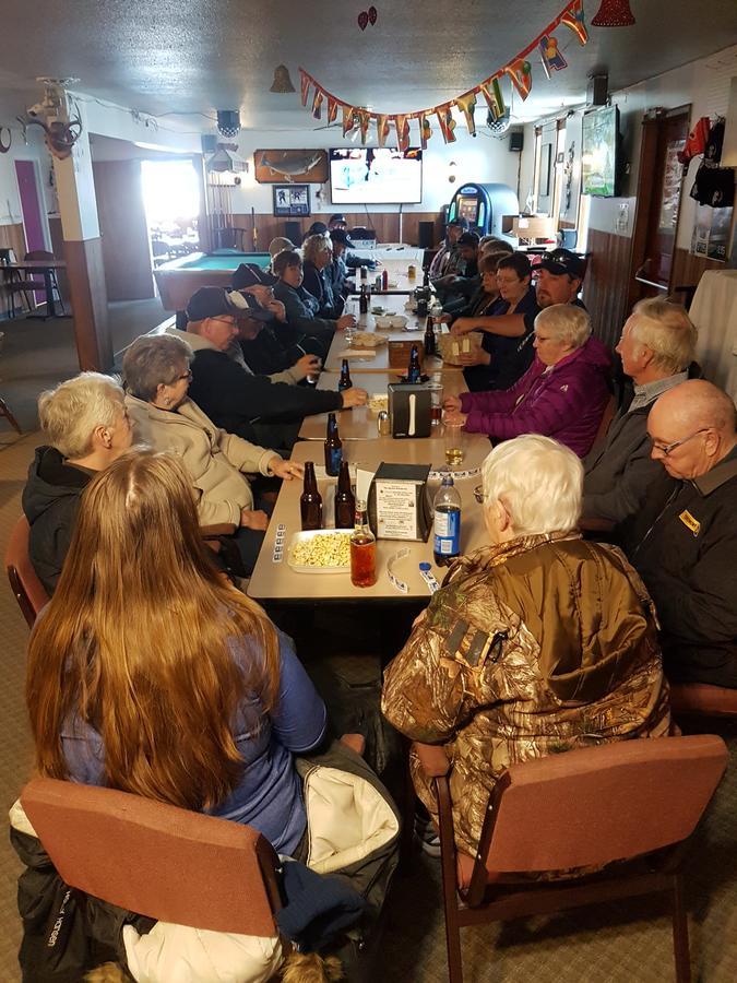 Spruce Woods Inn Glenboro Εξωτερικό φωτογραφία